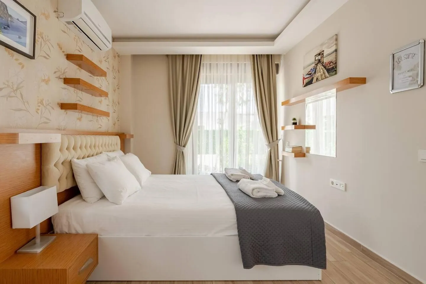 Loi Suite Antalya 0*,